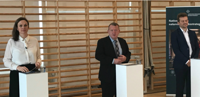 Undervisningsministeren og statsministeren ved offentliggørelse af naturvidenskabsstrategien