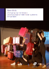 Unge mennesker der gemmer sig bag kufferter